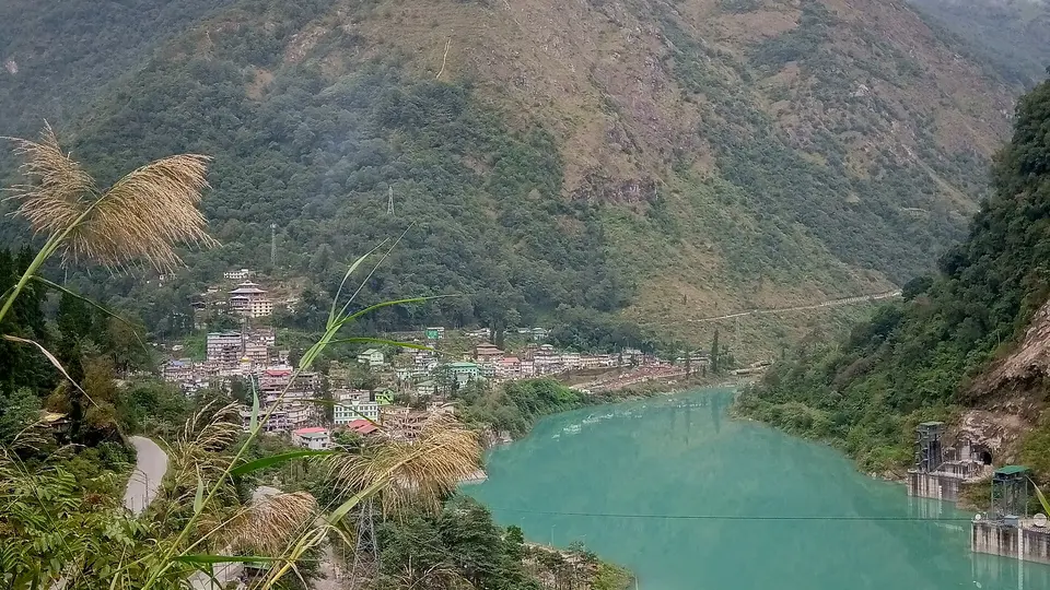 Chungthang and its river valley in North Sikkim