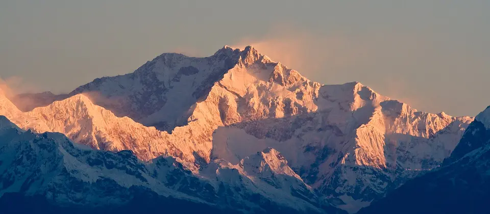 Sunrise on Kangchenjunga, seen from a viewpoint near Darjeeling